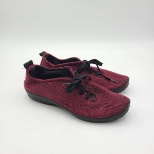 B1 Arcopedico LS Red Knit Sneakers Women's 8.5 Comfort Casual Stretch Shoes